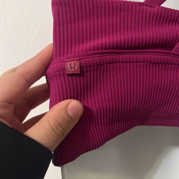 Lululemon sports bra - Picture 3 of 5